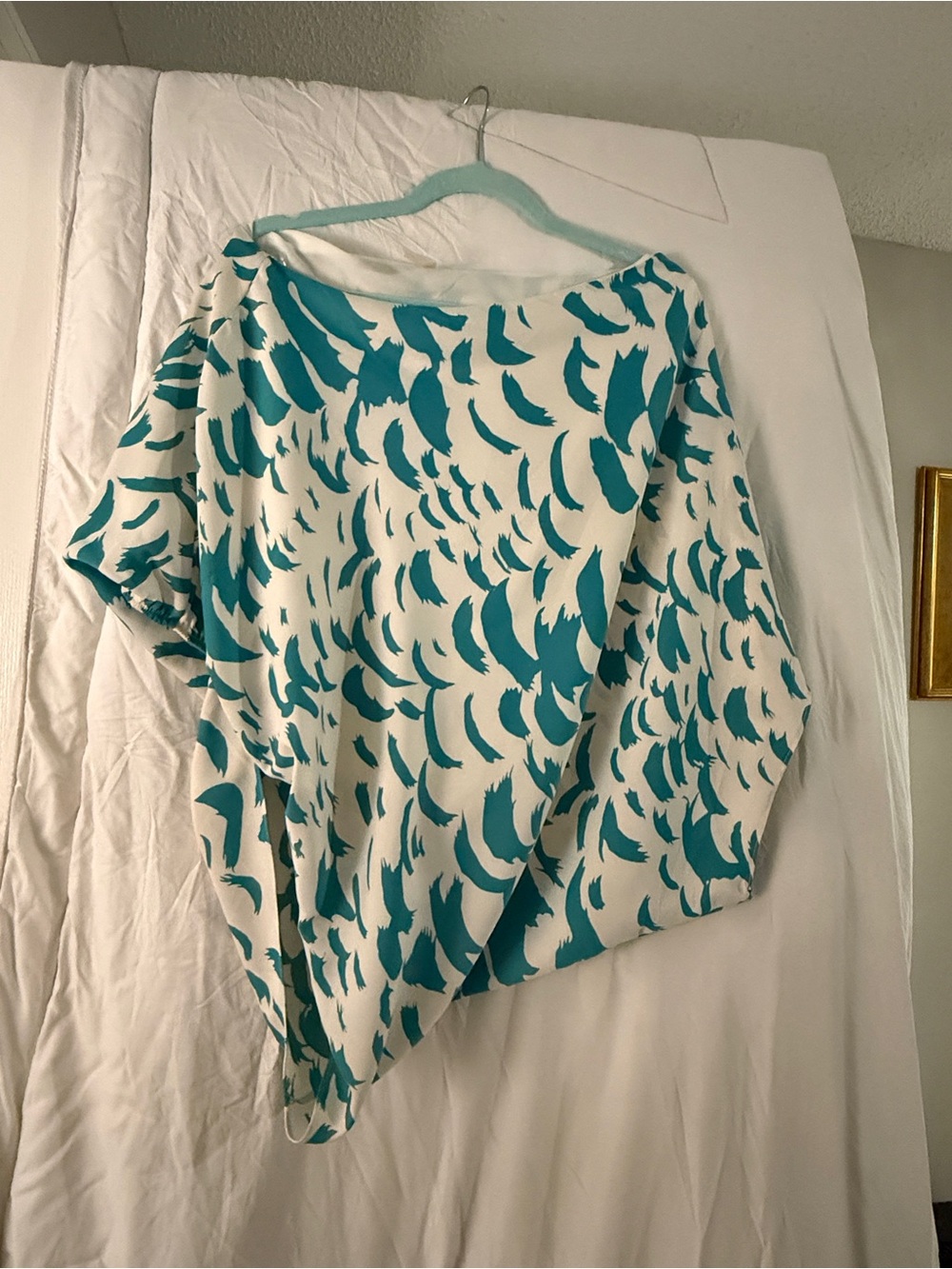 Tyche Teal and White Abstract Print Women's Top